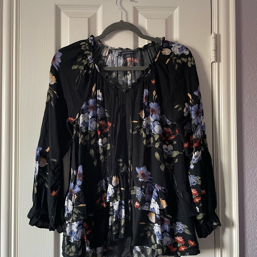 AE Black Flower Long Sleeve Top